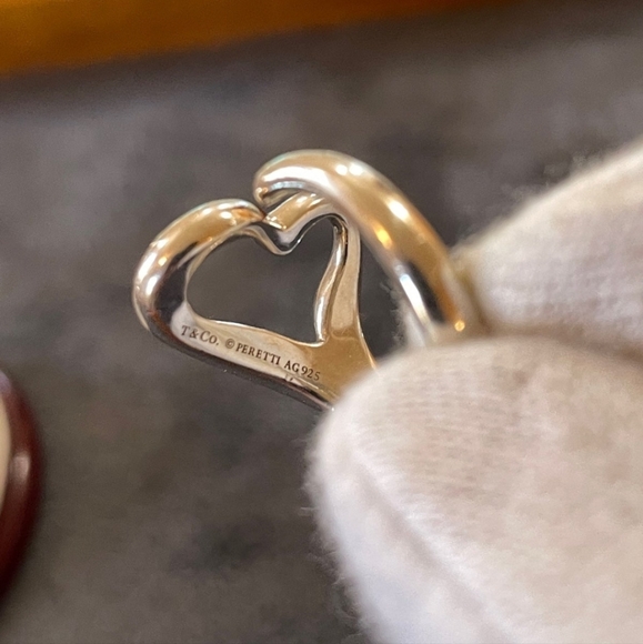 Tiffany ring size 5 - Picture 2 of 5